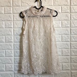 Who what Wear ivory‎ lace mock neck top women’s size M